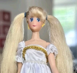 Sailor Moon Princess Serena 11.5" Poseable Doll Figure Irwin Toys 1995 - Picture 1 of 8