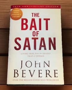 The Bait of Satan, 20th Anniversary Edition: Living Free from the Deadly Trap o - Bild 1 von 3