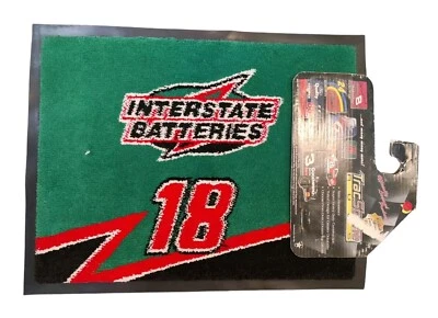 Alfombra de colección rara escena Trac NASCAR Bobby Labonte baterías interestatales 18"X 24" Foto 1 de 2