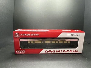 Dapol 2P-000-300 Collett Full Brake 109 in GWR Chocolate & Cream - Picture 1 of 5