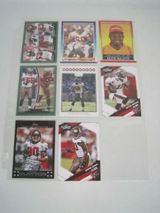 Lote de 8 tarjetas de jugador de la NFL Tampa Bay Buccaneers con hojas de carpeta (Gaines Adams) - Imagen 1 de 12