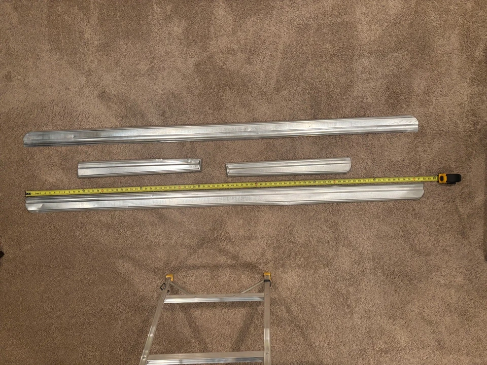 Ford Gran Torino 1974-1976 paneles basculantes moldura derecha derecha derecha Starsky Foto 1 de 2