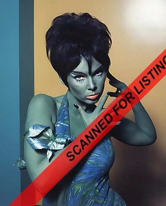 STAR TREK TOS Yvonne Craig as Green alien Marta 8X10 PHOTO #9529 - Picture 1 of 1