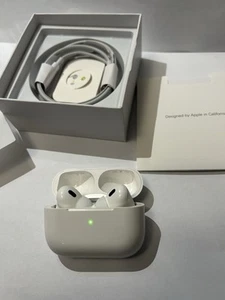 Air Pods Pro 2 (2. Generation mit MagSafe) NEU - Zdjęcie 1 z 9