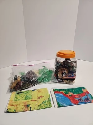 Adventure Force Safari Animals Bucket 40 Pieces Lion Giraffe Plus Additional Set - Image 1 of 4