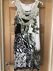 Feraud Stylish Stretch Summer Beach Dress Size 12 - Worn Once - Picture 1 of 8