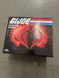 W48 Hasbro Icon Heroes GI Joe Cobra Logo Buchstütze Set - Bild 1 von 1