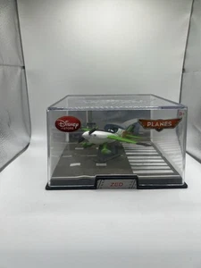 Disney Store Pixar Planes Zed Diecast Metal Plane in Collectors Case - Picture 1 of 3