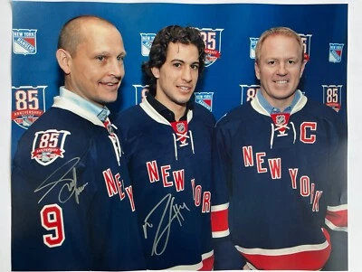 Foto autografiada firmada por Michael Del Zotto de los New York Rangers de Adam Graves de 16x20 Foto 1 de 4