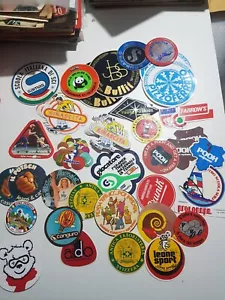 LOTTO ADESIVI STICKERS PUBBLICITARI VARI VINTAGE Accettiamo Offerte - Foto 1 di 6