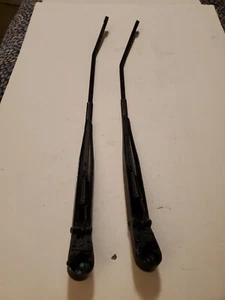 2004 2014 FORD F150 LEFT & RIGHT WINDSHIELD WIPER ARMS OEM - Picture 1 of 6