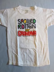 Nueva Camiseta Patti Boo Niño Pequeño ""Spoiled Potten by Grandma"" Uni-Sex 2/4 - Imagen 1 de 1