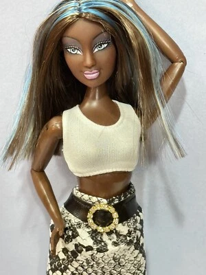 AA Black Barbie Jointed Kiyani Flavas - Mattel w Blue & Brown Hair w Blue Eyes🔵 - Image 1 of 4