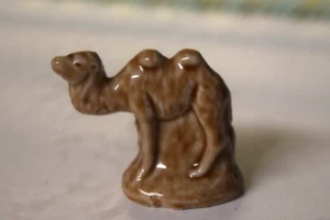 Wade Miniature Whimsies England Porcelain 1976 Camel - Picture 1 of 1