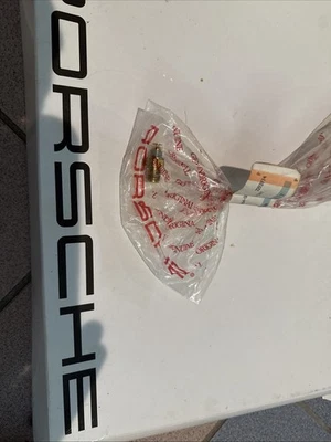 PORSCHE 924 944 COOLANT TEMP SENSOR GENUINE 047919501a 047 919 501a - Image 1 of 3