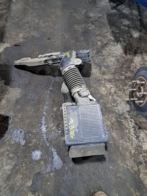 Purificador de aire/carcasa de filtro de aire Silverado 2011 camioneta/recogida 1500 Sku#4296246 Foto 1 de 4