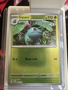 Ivysaur 002/132 - Reverse Holo - Pokémon TCG: Mega Evolution - NM - Bild 1 von 2