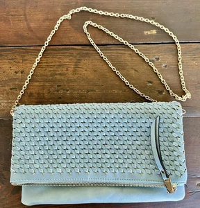 Urban Expressions Neela Fold Over Purse Magnetic Chain Strap Crossbody Clutch - Picture 1 of 8