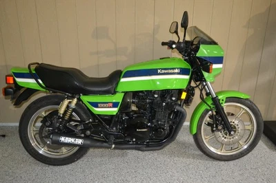 1983 Kawasaki kz1000r superbike replica  - Image 1 of 4