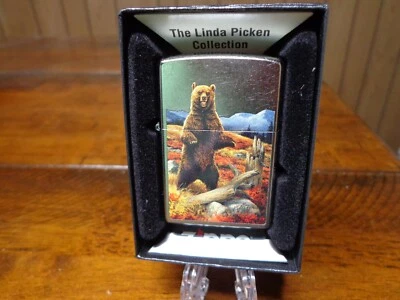 ЛИНДА ПИКЕН ГРИЗЛИ МЕДВЕДЬ СТОЯ МОЛНИИ ЗАЖИГАЛКА НОВОМ В КОРОБКЕ - Изображение 1 из 3