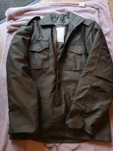 Men's Size M Cold Weather Field Jacket Padded - Picture 1 of 1