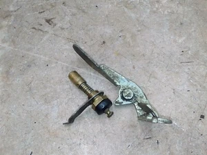 Suzuki 250 TM TM250 Engine Carburetor Choke Plaunger & Bracket 1973 B-152 ANX - Picture 1 of 2