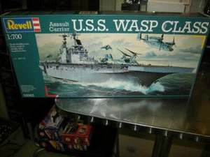 1:700 Revell Assault Carrier USS WASP Class n.o 05062 en embalaje original - Imagen 1 de 1