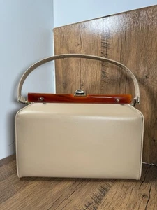 Verdi vintage purse Beige With Metal Clasp Very Good Condition - Picture 1 of 6