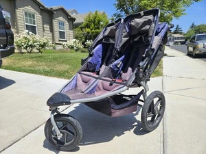 BOB Gear Folding Double Jogger Stroller Toddlers Family - Picture 1 of 16