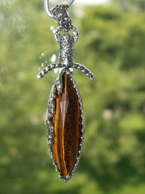 TIGERAUGE  Anhänger    Edelstein Amulett / Energie /Glücksbringer - Bild 1 von 3