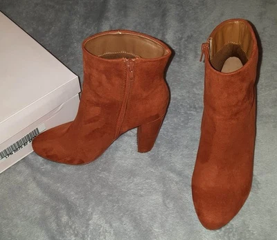 Bottines suedine brique taille 38 Etat Neuf - Photo 1/4