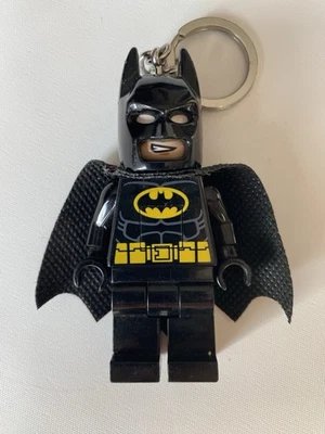 LEGO DC Superheroes BATMAN Minifigure KEYRING with TORCH - Image 1 of 4