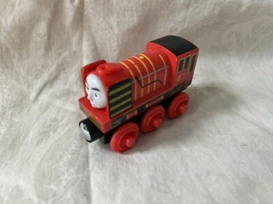 YONG BAO Without Tender Thomas Tank Engine & Friends WOODEN Railway Train 2012 - Picture 1 of 4
