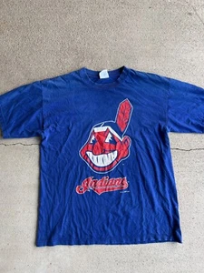 Vintage 90's Cleveland Indians T-Shirt - Picture 1 of 4