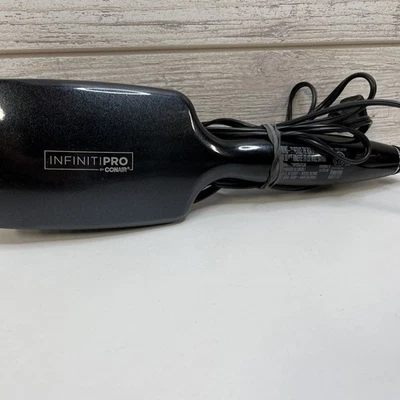 Cepillo caliente suavizante de cerámica Infiniti PRO by Conair® Diamond Brilliance™ Foto 1 de 4