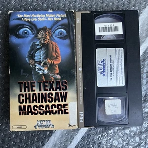 The Texas Chainsaw Massacre(1974) Media Home Release VHS(1985) - Picture 1 of 6