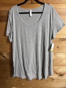 Lularoe Classic T Light Grey T Shirt 2XL NWT - Picture 1 of 4
