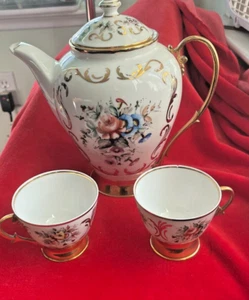 Vintage Coffee Pot & Two Bone China  Gold Trimmed Metal Handles Cup's & Saucer's - Picture 1 of 22