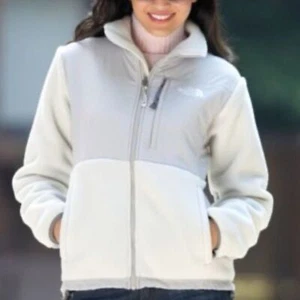 the north face hellgraue Denali Jacke - Bild 1 von 7