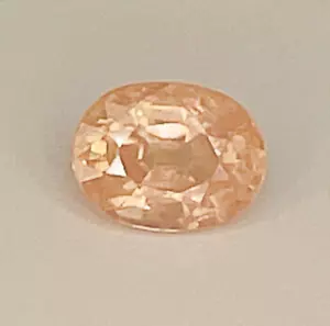 Unheated Light Rose Pink Champagne Sapphire with Gemological Report - Picture 1 of 6