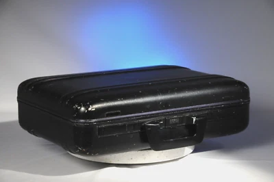 MALETÍN VINTAGE COMBINACIÓN BLOQUEO CERO HALLIBURTON ADTACHE 18 x 13 x 5 Foto 1 de 4