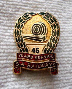 S. A. RAILWAYS 46 YEARS SERVICE BADGE by A.J. PARKES - Picture 1 of 2
