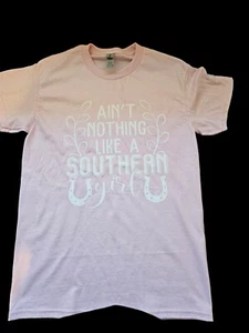T-shirt Women Teens Pink Southern Girl Horseshoes Feminine Comfortable Cotton - Picture 1 of 2