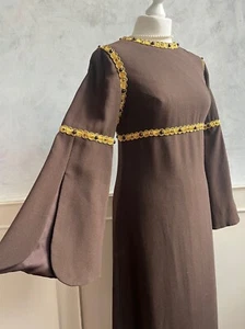 Vintage Berkertex Mayfair 1970er Jahre braungold Juwel Boho mittelalterliches Maxikleid 10 - Bild 1 von 16