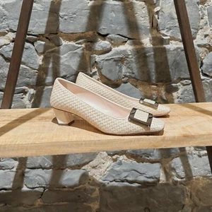 Roger Vivier Ivory Beige Tweed Belle Vivier 45 Pumps - Sz 37 IT - 7 US - Picture 1 of 11