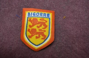 ANCIEN ÉCUSSON BISCOTTE GRECOIRE BLASON RÉGION BIGORRE VILLE TARBES PA CPA - Foto 1 di 1