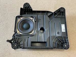 Subwoofer Hyundai Ioniq 5 Bose Lautsprecher Bass Sound Speaker Bose 96380GI300 - Picture 1 of 15