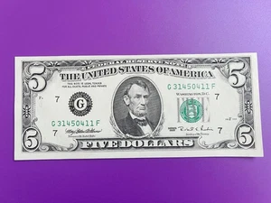 $5 1995 ((CHICAGO)) FEDERAL RESERVE NOTE CHOICE UNC GEM BU NOTE - Picture 1 of 2
