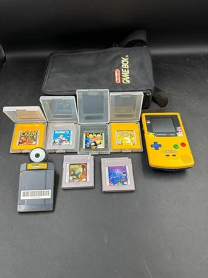 Console Nintendo Gameboy Color Pokemon Special Pikachu com jogo Pokemon + - Imagem 1 de 4