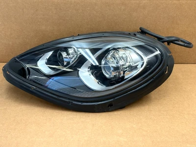 2015-2018 Porsche Macan Driver Left Side XEON HID Headlight Complete 1594 OEM - Image 1 of 4